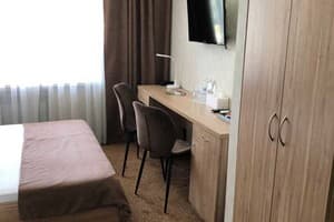 Отель Druzhba Hotel. Семейный двухместный  8