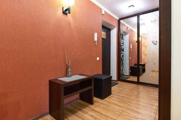 Home Hotel ул.Хорива, 50 16