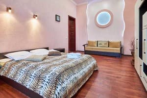Квартира Home Hotel ул. Лысенко 1. Апартаменты трехместный Однокомнатная квартира, ул. Лысенко, 1 4