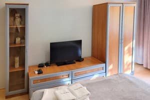 Квартира Home Hotel ул. Малая Житомирская, 10-1. Однокомнатная квартира, ул. Малая Житомирская, 10 на 4-м этаже 4